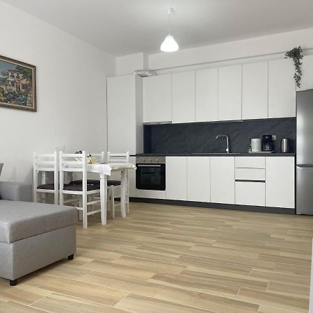 Апартаменты Atrium Residency Тирана Экстерьер фото