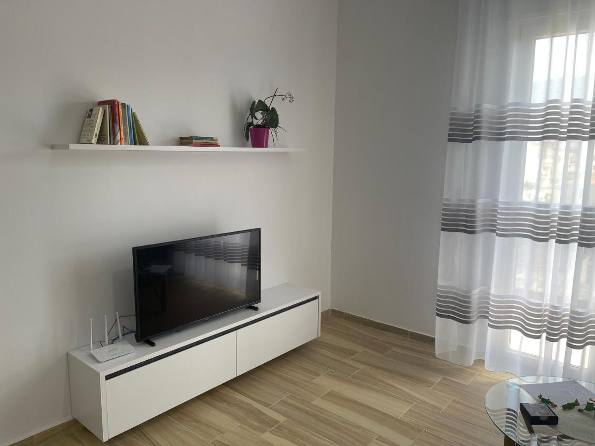 Апартаменты Atrium Residency Тирана Экстерьер фото